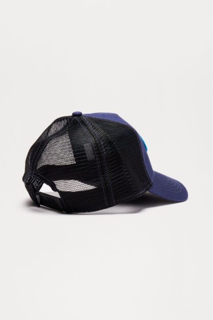 Gorra Trucker en Azul Marino y Blanco con Ajuste Trasero - Image 4